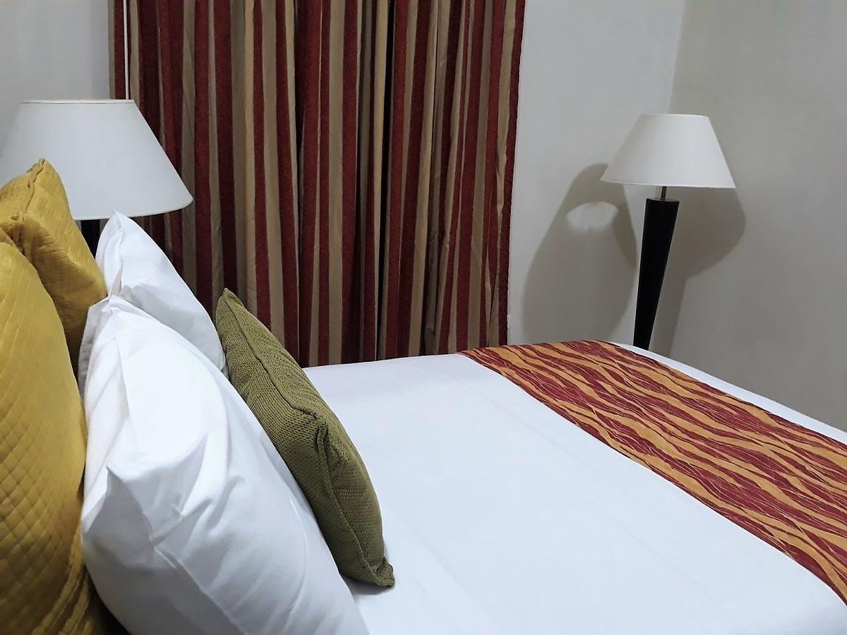 Hotel El Viejo Inn Chinandega Esterno foto